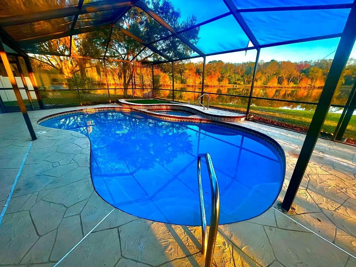 Tampa Golf Course Oasis With Pool- 4 Bedrooms!
